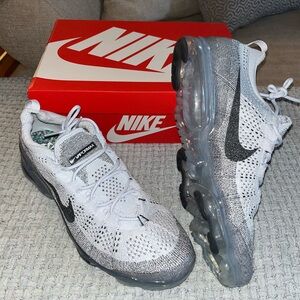 Men’s Nike Air VaporMax 2023 FK pure platinum/white anthracite brand new in box